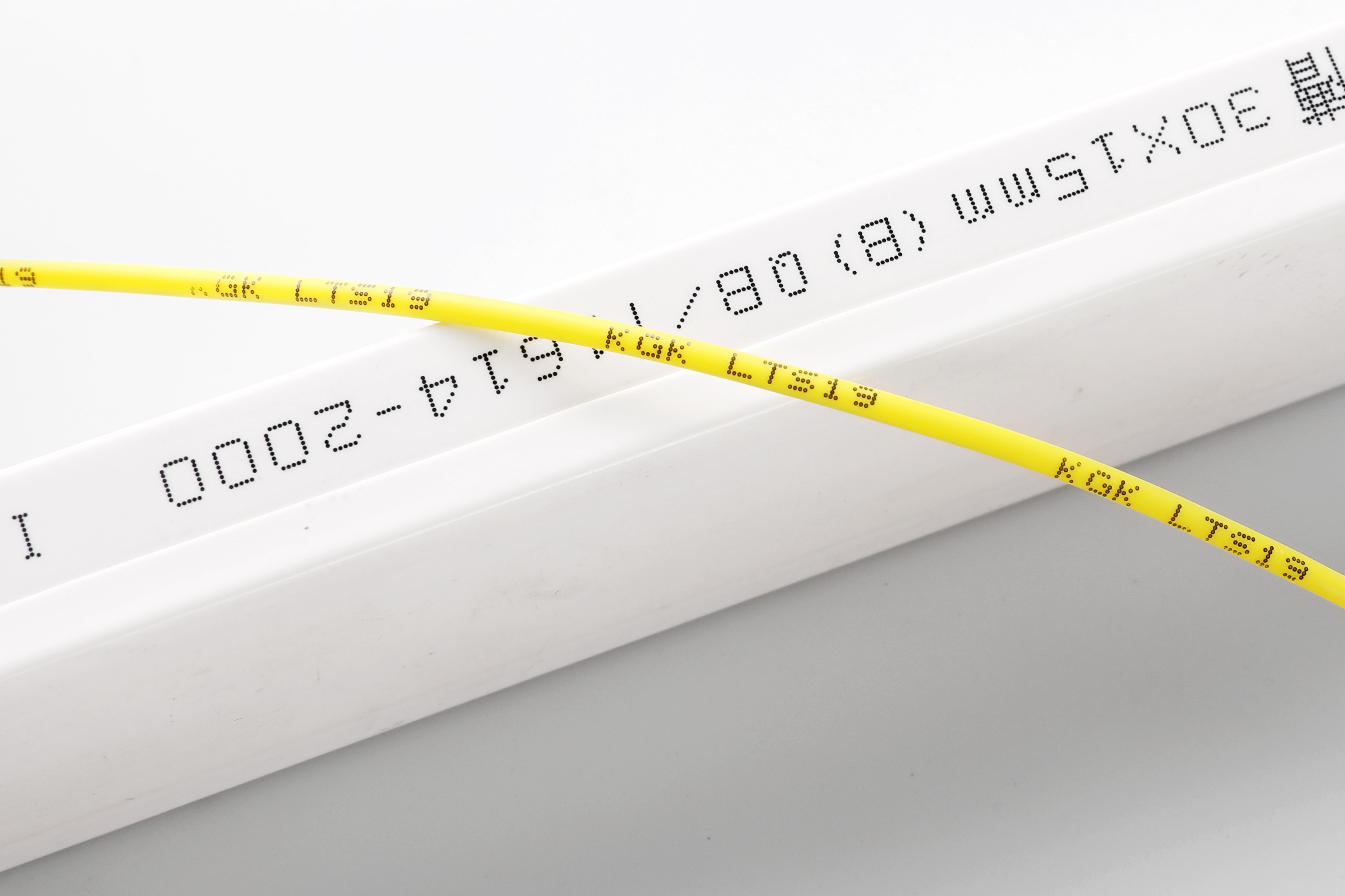 KGK小字符噴碼機在熱縮管行業(yè)的個(gè)性化解決方案